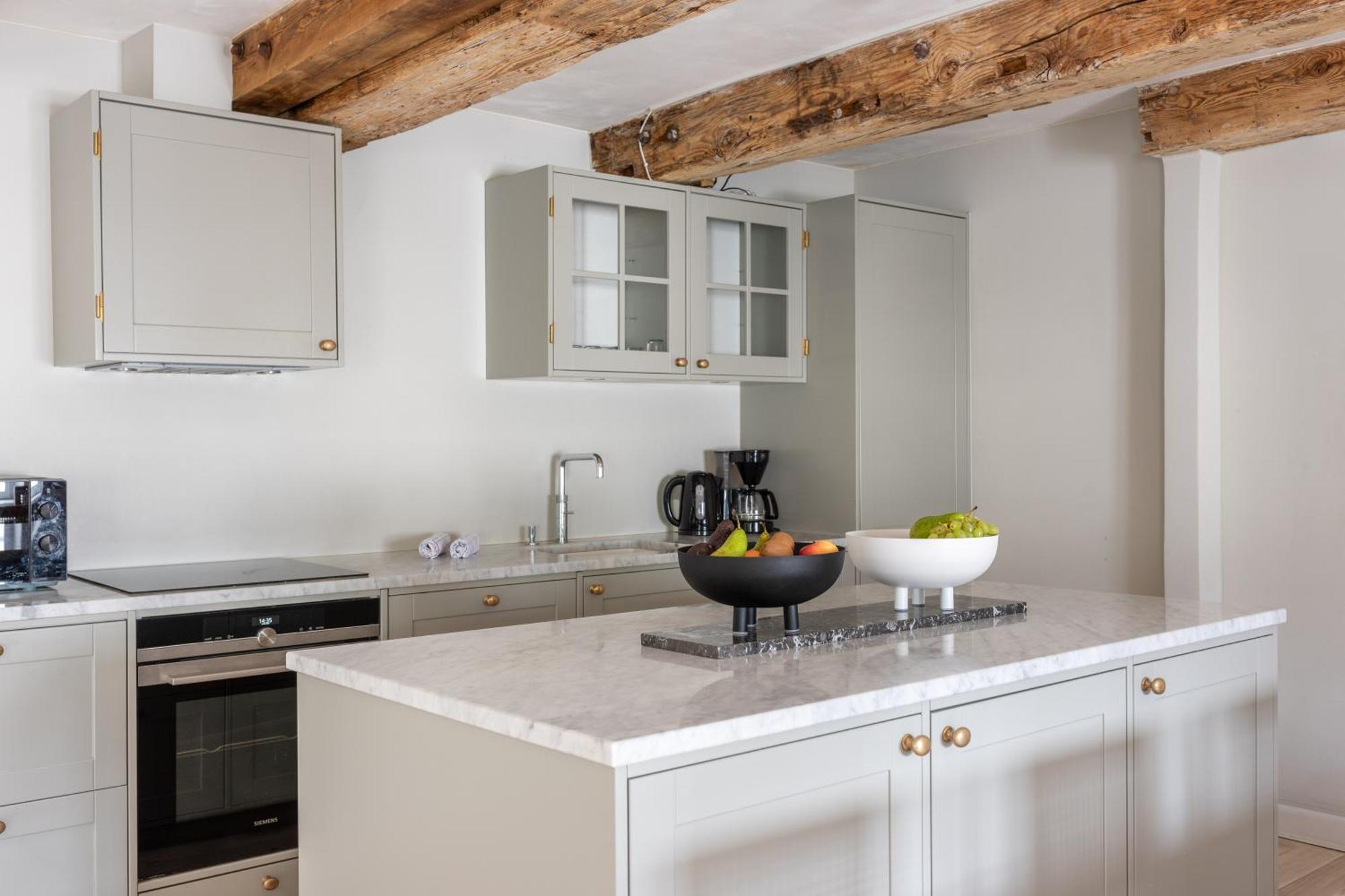 City Apartment With Exposed Ceiling Beams Copenhagen Exterior photo